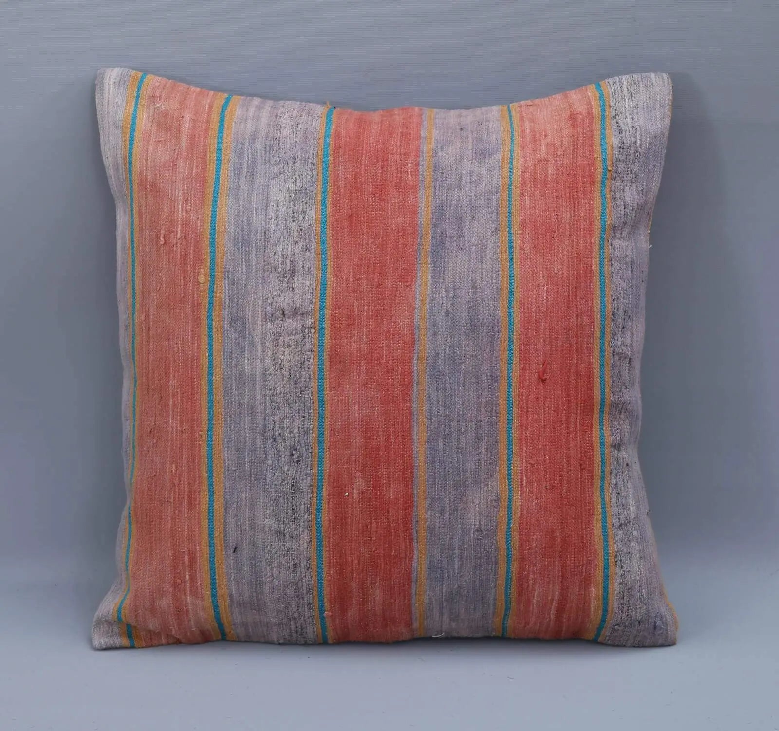 RC 27283 1 PURPLE PILLOWS